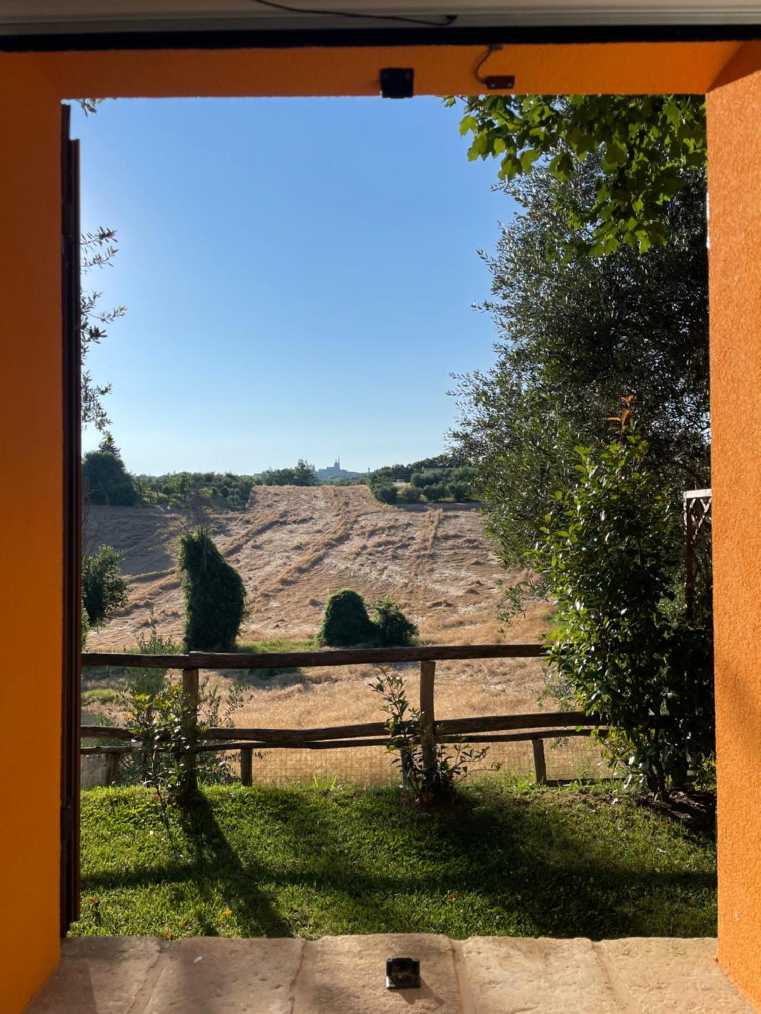 Montenovo Country House Ostra Vetere المظهر الخارجي الصورة